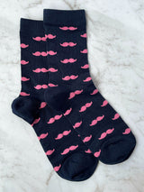 Marvelled In Magenta Wool Bow Tie Set