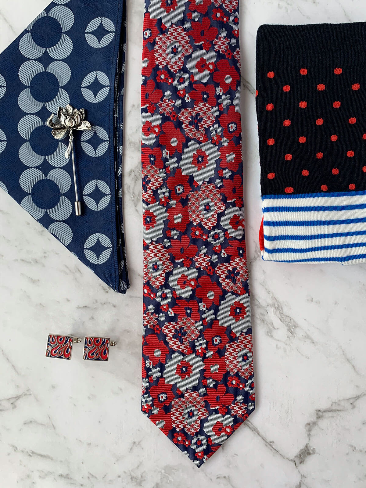 Poppy This On Silk Tie Set