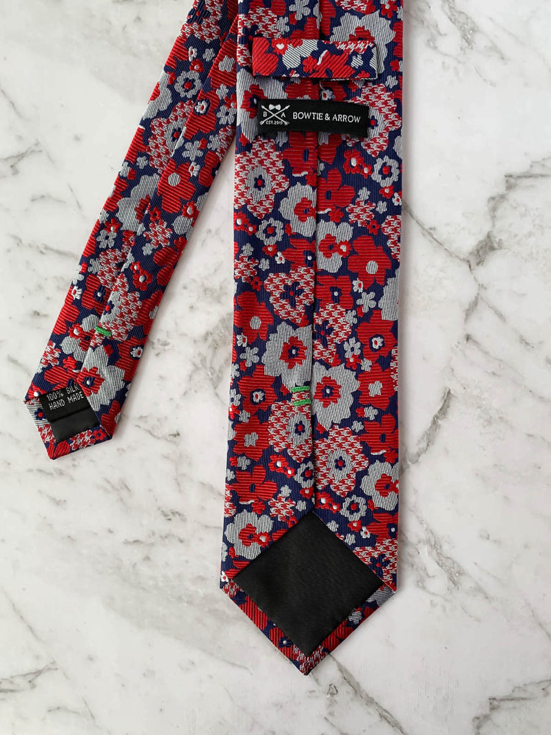 Poppy This On Silk Tie Set