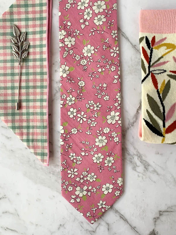 Posies and Checks Cotton Tie Set