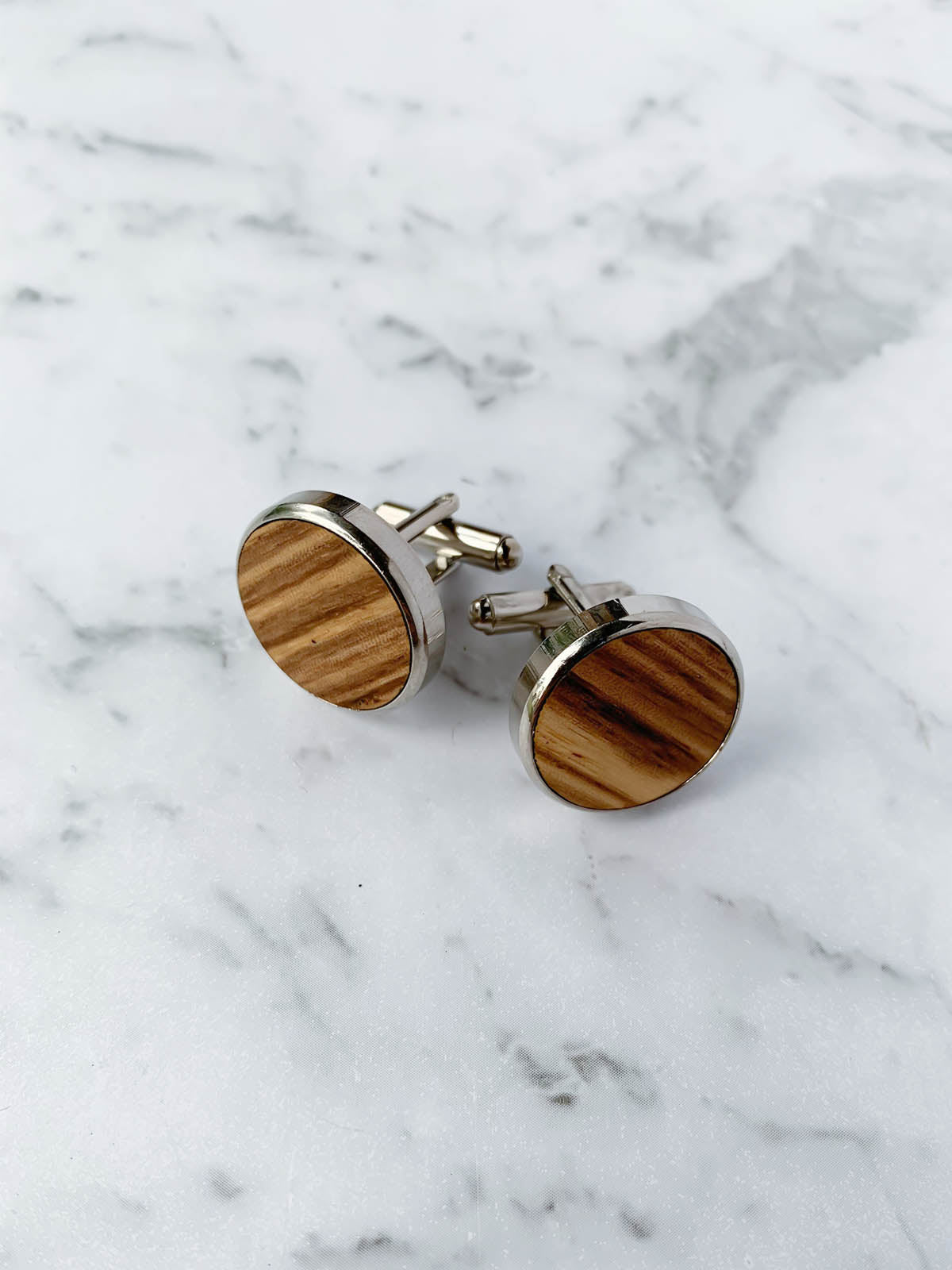 Red Leather Trim Suspenders, Wooden Bowtie & Cufflinks Set